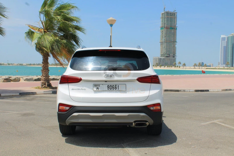 White Hyundai Santa Fe 2020 for rent in Dubai 9